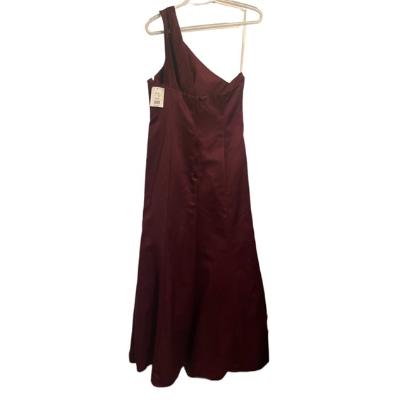 David’s Bridal Plus Size Floor Length One Shoulder Dress In Color Wine NWT - Picture 2 of 5